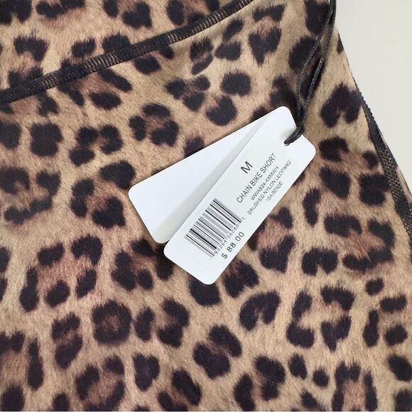 ⭕️ WE WORE WHAT 2 Piece Set Sport Top Bike Shorts Leopard Animal Print - Picture 3 of 6